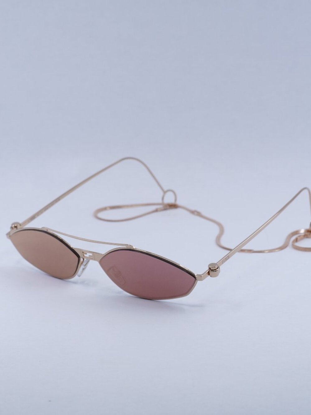 Fendi FE40114U-Y 33U Sunglasses Gold with Chain Oval Frame, Mirror Lenses